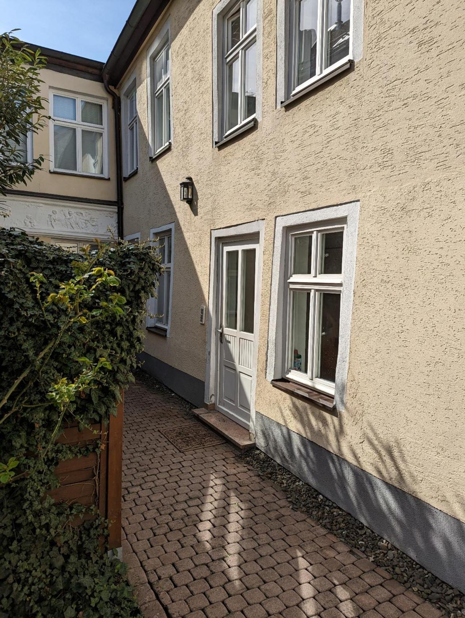 Apartment Am Albertsplatz Кобург Экстерьер фото